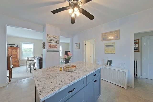 36 Dixon Street, Newport, RI 02840
