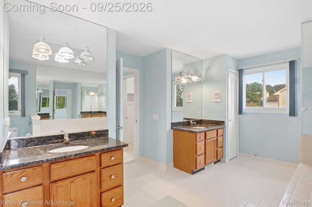 48548 Castleside Drive, Canton Charter Township, MI 48187