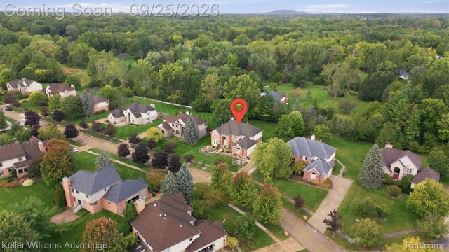 48548 Castleside Drive, Canton Charter Township, MI 48187