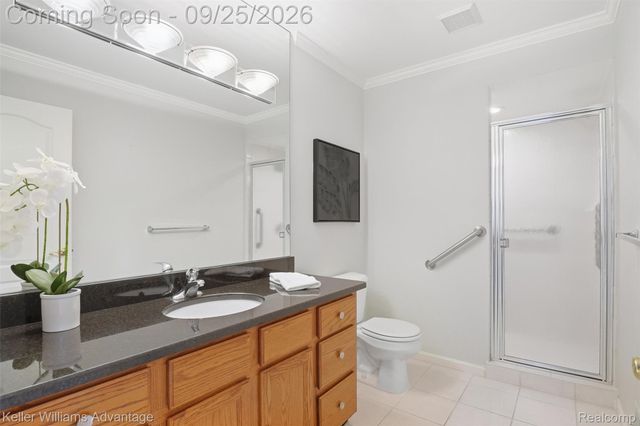 48548 Castleside Drive, Canton Charter Township, MI 48187