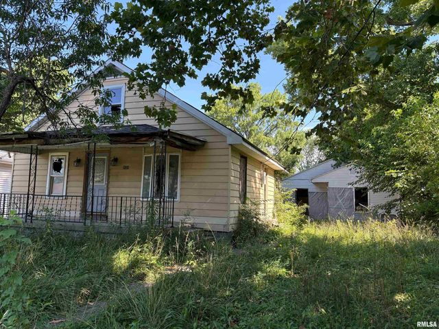 3121 E CARPENTER Street, Springfield, IL 62702