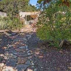 116 Moore St, Santa Fe, NM 87501