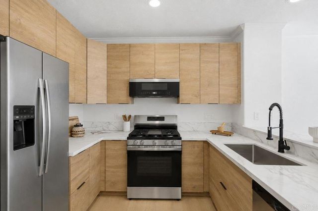 1590 Paseo Aurora, San Diego, CA 92154