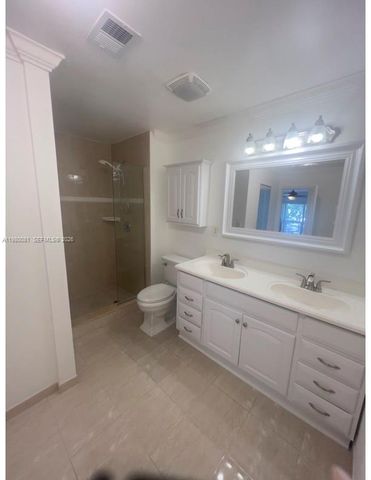 3302 Farragut Street 5F, Hollywood, FL 33021
