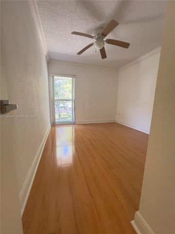 3302 Farragut Street 5F, Hollywood, FL 33021