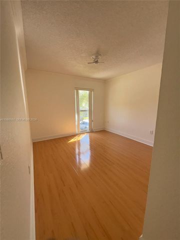 3302 Farragut Street 5F, Hollywood, FL 33021