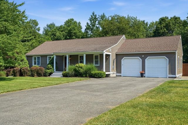 1 Hawthorne St, Lakeville, MA 02347