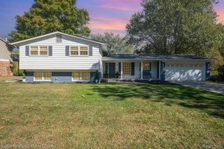 6545 Post Oak Drive, West Bloomfield Charter Township, MI 48322