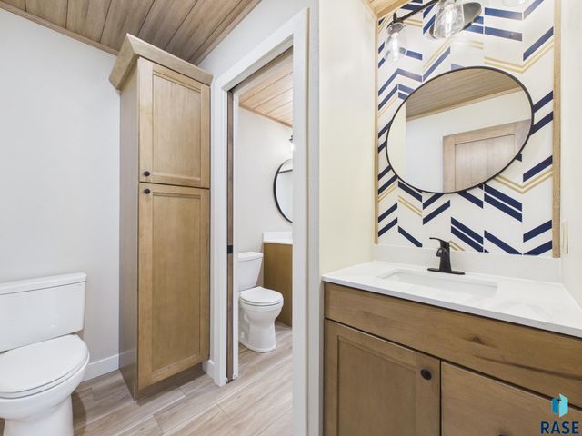 4413 S Lewis Ave Avenue, Sioux Falls, SD 57103