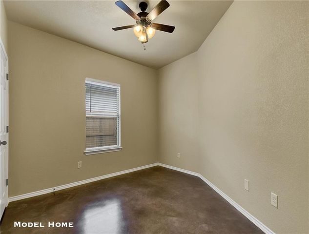 379 JOANNE LOOP A & B, Buda, TX 78610