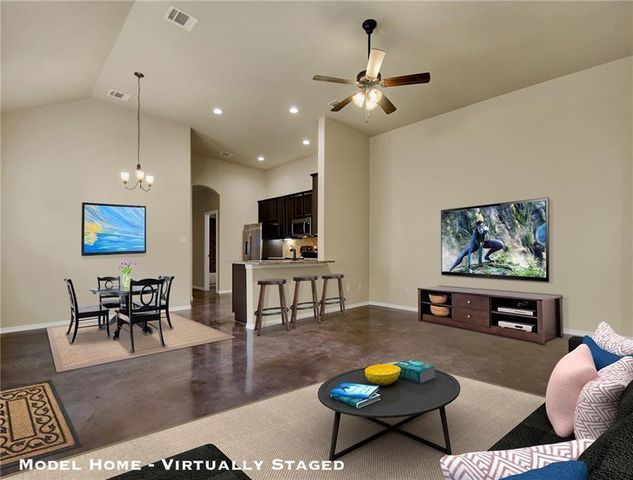 379 JOANNE LOOP A & B, Buda, TX 78610
