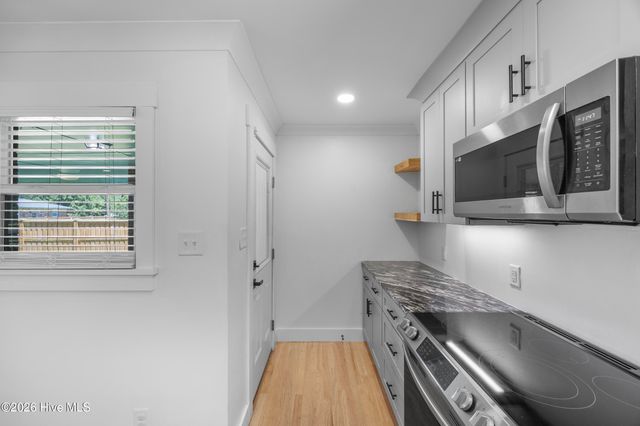 501 Robert E Lee Drive, Wilmington, NC 28412
