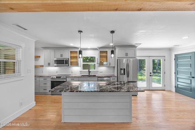 501 Robert E Lee Drive, Wilmington, NC 28412