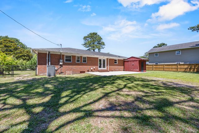 501 Robert E Lee Drive, Wilmington, NC 28412