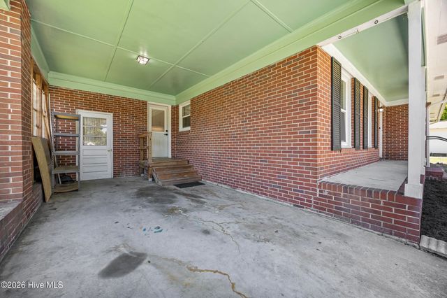 501 Robert E Lee Drive, Wilmington, NC 28412