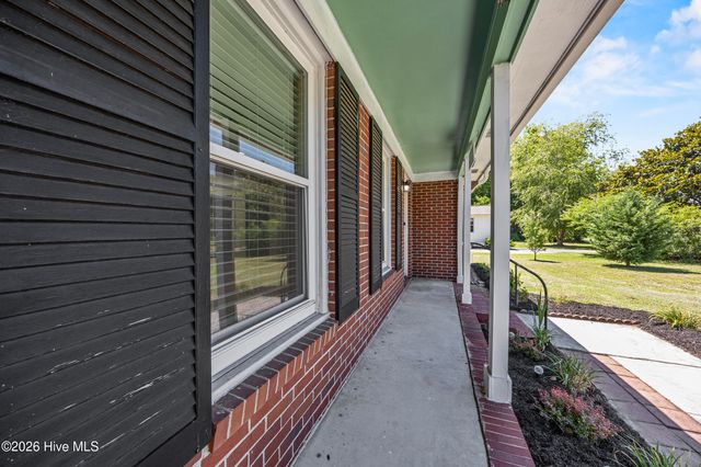 501 Robert E Lee Drive, Wilmington, NC 28412