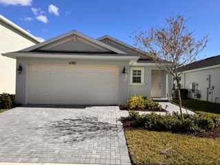 6381 NW Leafmore Lane, Port St Lucie, FL 34987