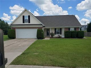 160 Yellowstone Court, Raeford, NC 28376