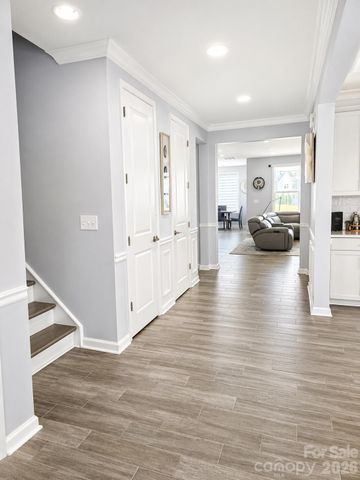16203 Tulloch Road, Charlotte, NC 28278