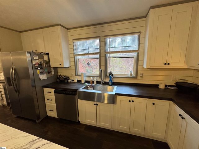 615 Generostee Church Road, Starr, SC 29684