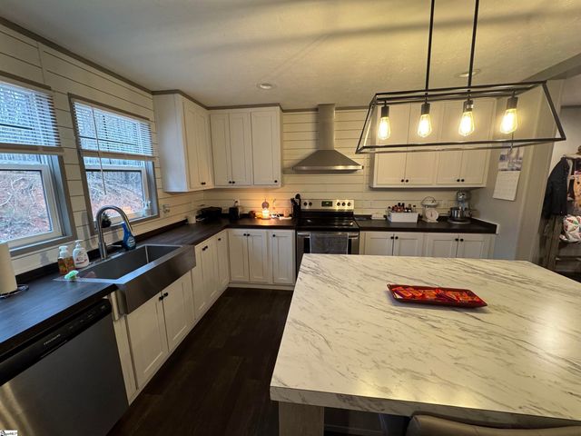 615 Generostee Church Road, Starr, SC 29684