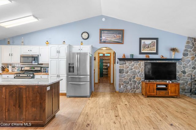 23525 N Cone Crest RD, Rathdrum, ID 83858