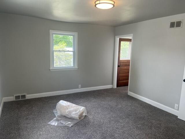 1203 S 87th STREET, West Allis, WI 53214