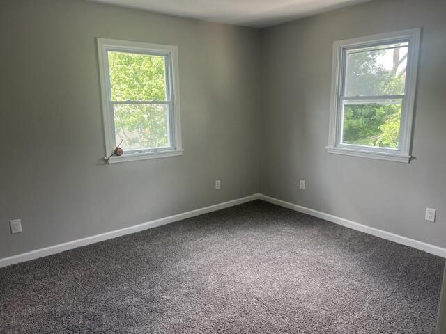 1203 S 87th STREET, West Allis, WI 53214
