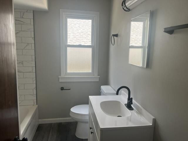 1203 S 87th STREET, West Allis, WI 53214