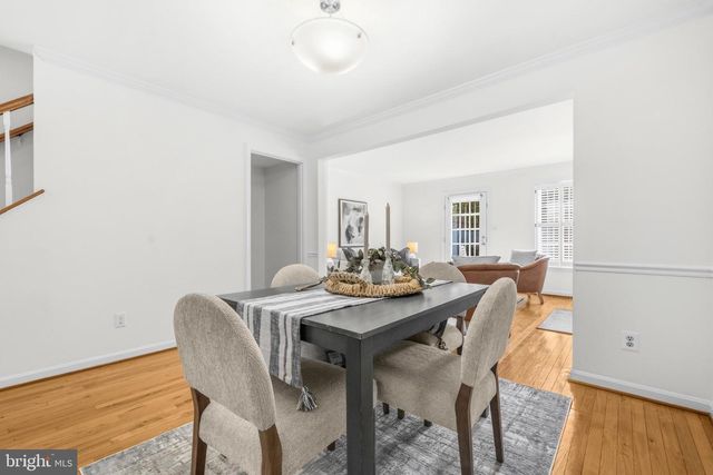 403 OLD TOWN CT, Alexandria, VA 22314