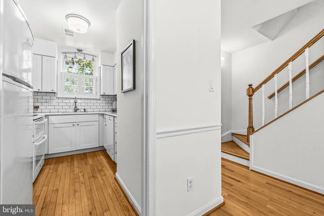 403 OLD TOWN CT, Alexandria, VA 22314