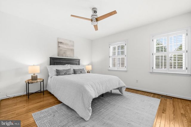 403 OLD TOWN CT, Alexandria, VA 22314