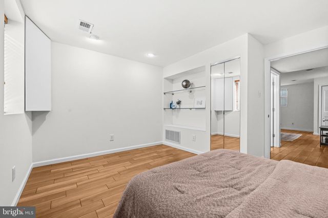 403 OLD TOWN CT, Alexandria, VA 22314