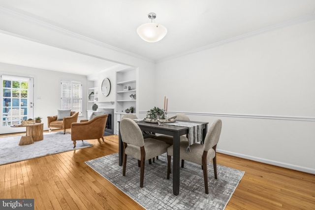 403 OLD TOWN CT, Alexandria, VA 22314
