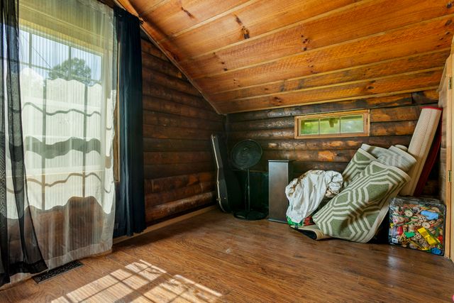 10310 Kentucky 1274, Wellington, KY 40387