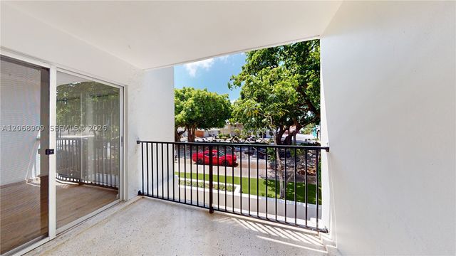 2463 Coral Way 27, Miami, FL 33145