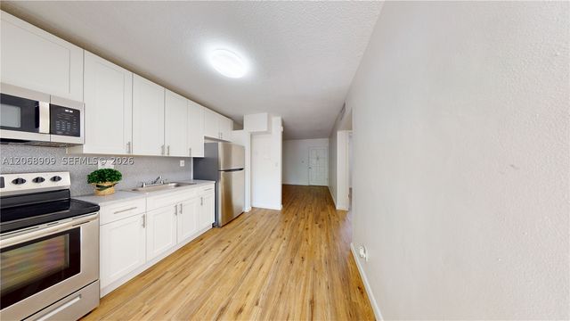 2463 Coral Way 27, Miami, FL 33145