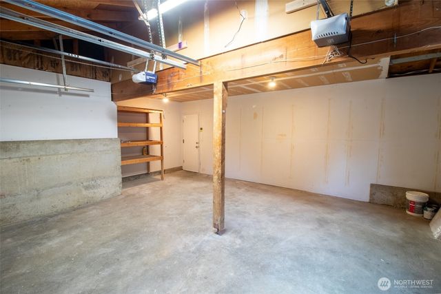 12410 98th Avenue NE, Kirkland, WA 98034