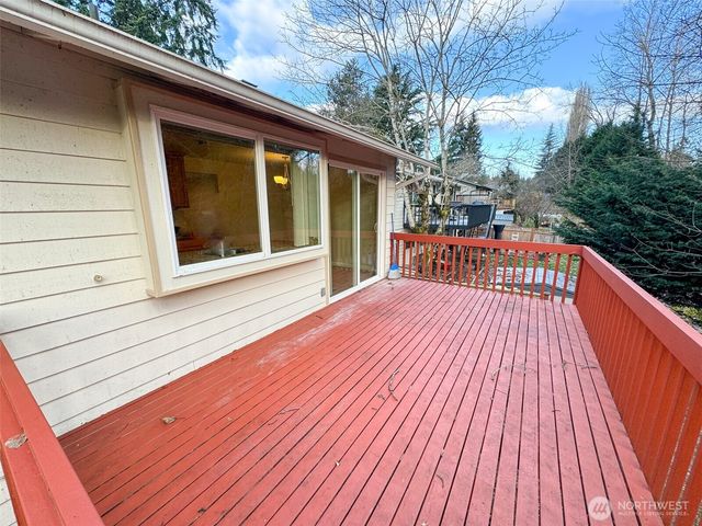 12410 98th Avenue NE, Kirkland, WA 98034