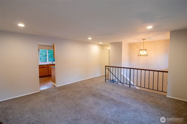 12410 98th Avenue NE, Kirkland, WA 98034