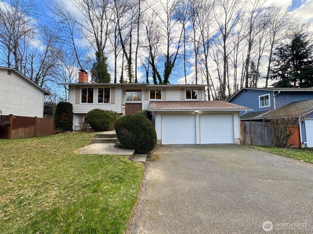 12410 98th Avenue NE, Kirkland, WA 98034