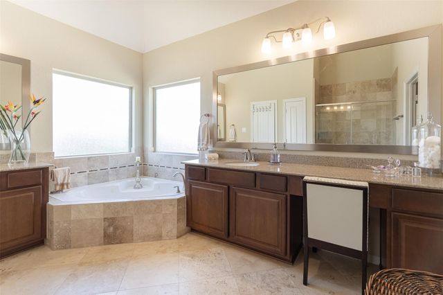 12227 Oxford Crescent Circle, Houston, TX 77082