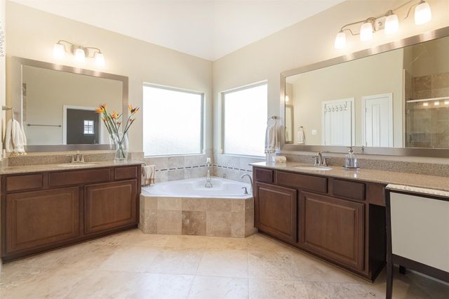 12227 Oxford Crescent Circle, Houston, TX 77082