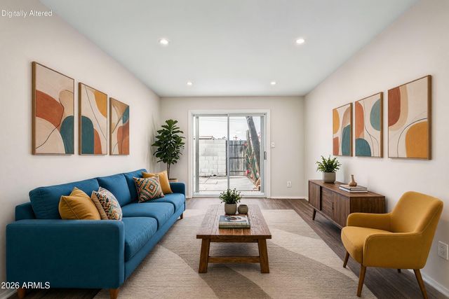 952 E DIAMOND Drive, Tempe, AZ 85283