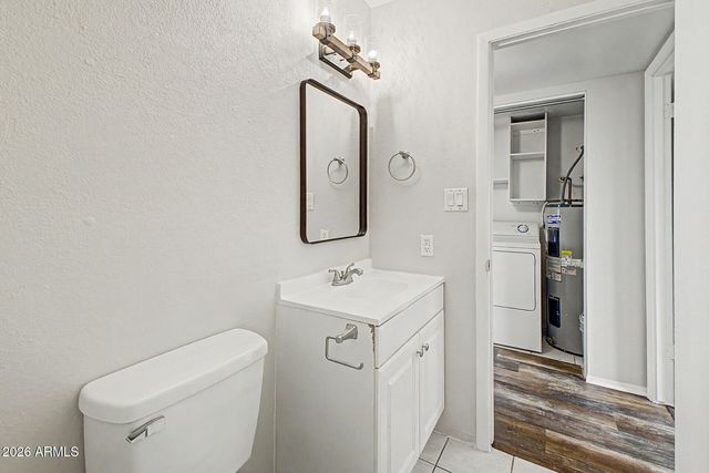 952 E DIAMOND Drive, Tempe, AZ 85283