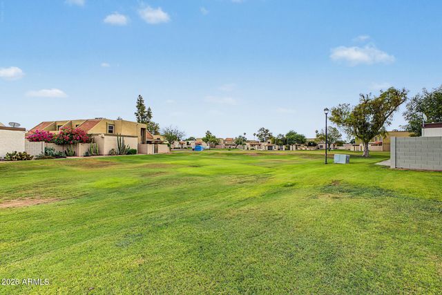 952 E DIAMOND Drive, Tempe, AZ 85283