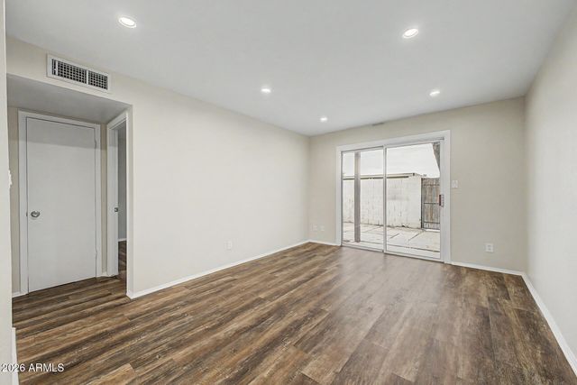 952 E DIAMOND Drive, Tempe, AZ 85283