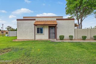952 E DIAMOND Drive, Tempe, AZ 85283