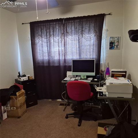 35 Macarthur Road, Pueblo, CO 81001