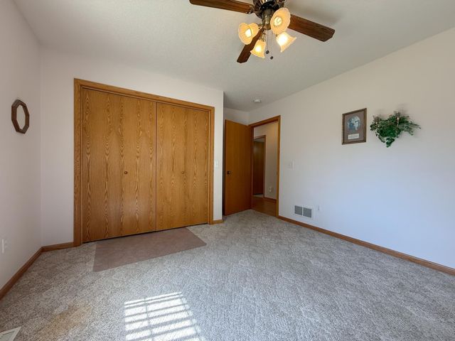 407 Cedar Court NE, Pine Island, MN 55963